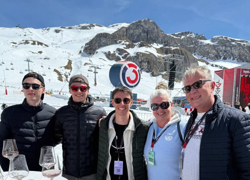 Cabriolife meets ski jumpers Stefan Kraft, Stephan Embacher, and Daniel Tschofenig at Idalp in Ischgl for the Top of the Mountain Closing Concert featuring Christina Aguilera.